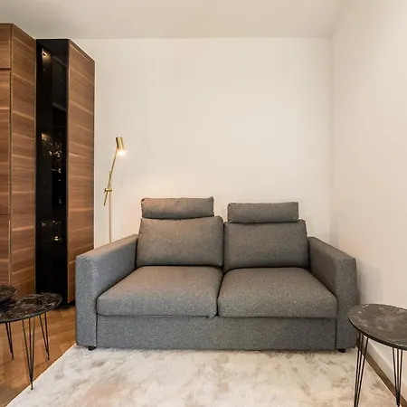 Warta River Glamour By Bookinghost