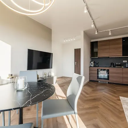 Warta River Glamour By Bookinghost