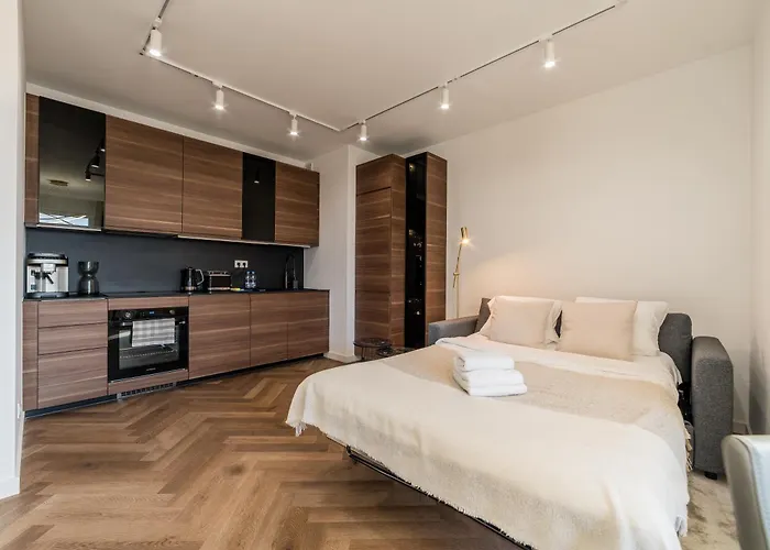 Warta River Glamour By Bookinghost Poznan